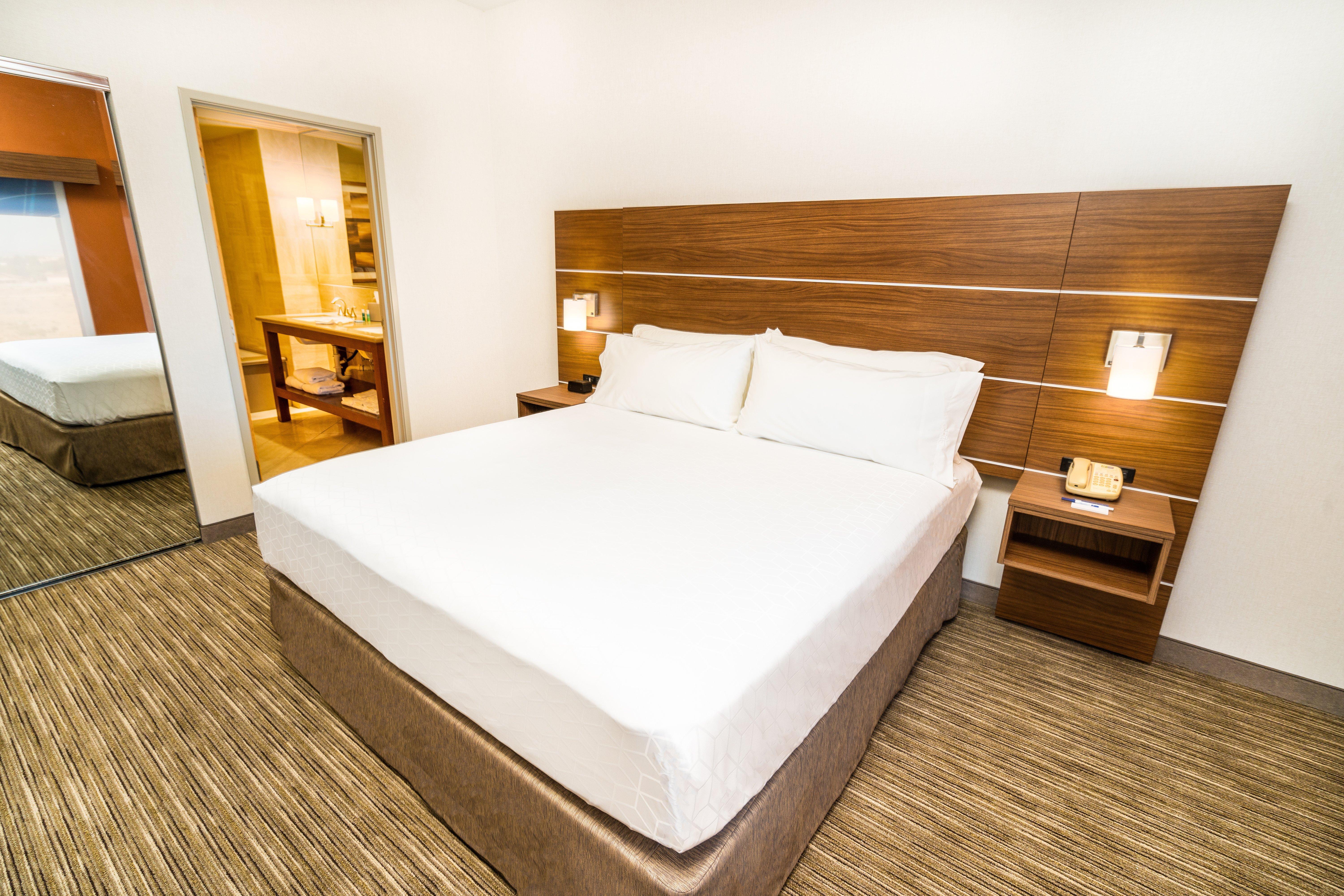 Holiday Inn Express & Suites Las Vegas Sw Springvalley By Ihg Εξωτερικό φωτογραφία