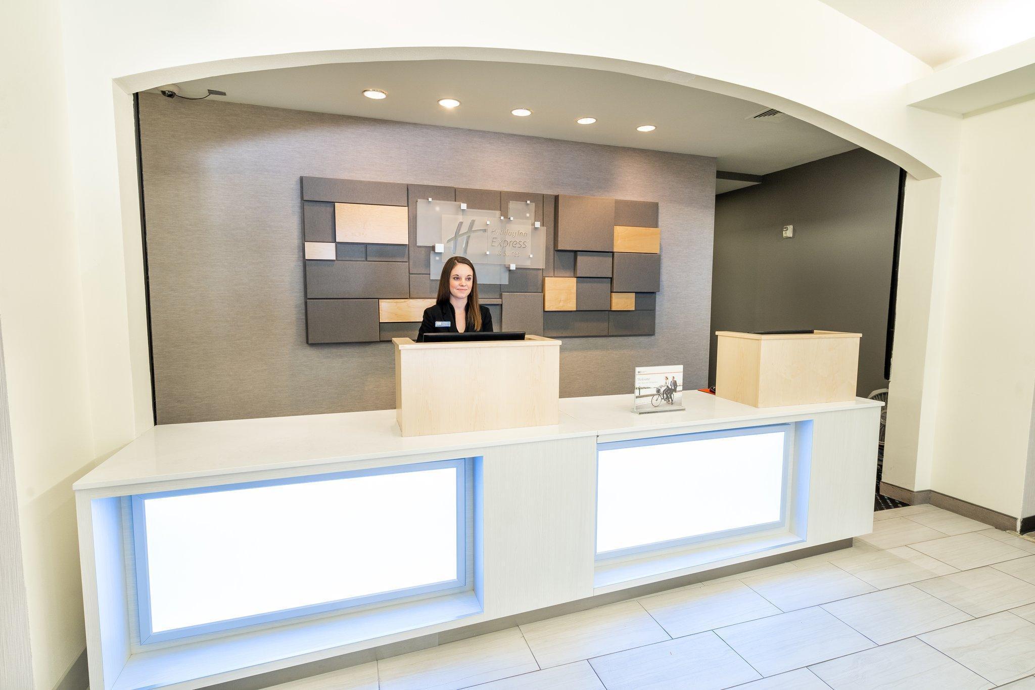 Holiday Inn Express & Suites Las Vegas Sw Springvalley By Ihg Εξωτερικό φωτογραφία